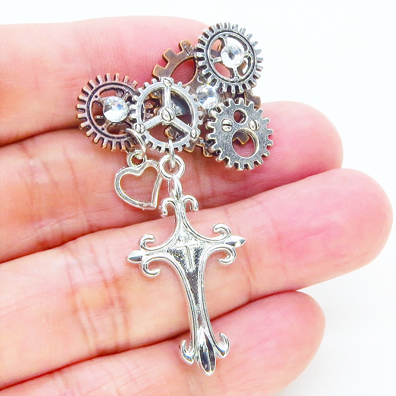 アンティークシルバー ロザリオと歯車を組合せたスチームパンク風ブローチ バッジ ラインストーン