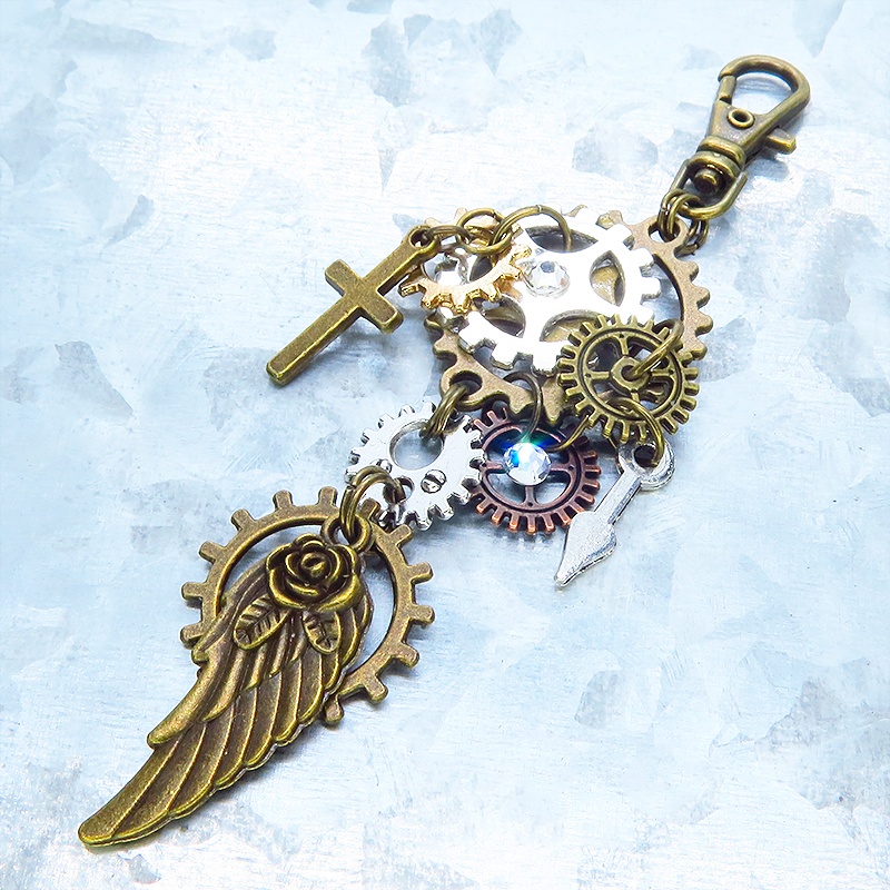 アンティークゴールド 歯車と翼を組合せたスチームパンク風キーホルダー バッグチャーム 金具変更可