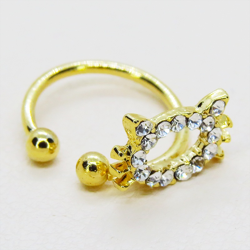 ゴールドカラー 猫フェイスモチーフのかわいいイヤーカフ(左耳用) ラインストーン(クリアカラー)