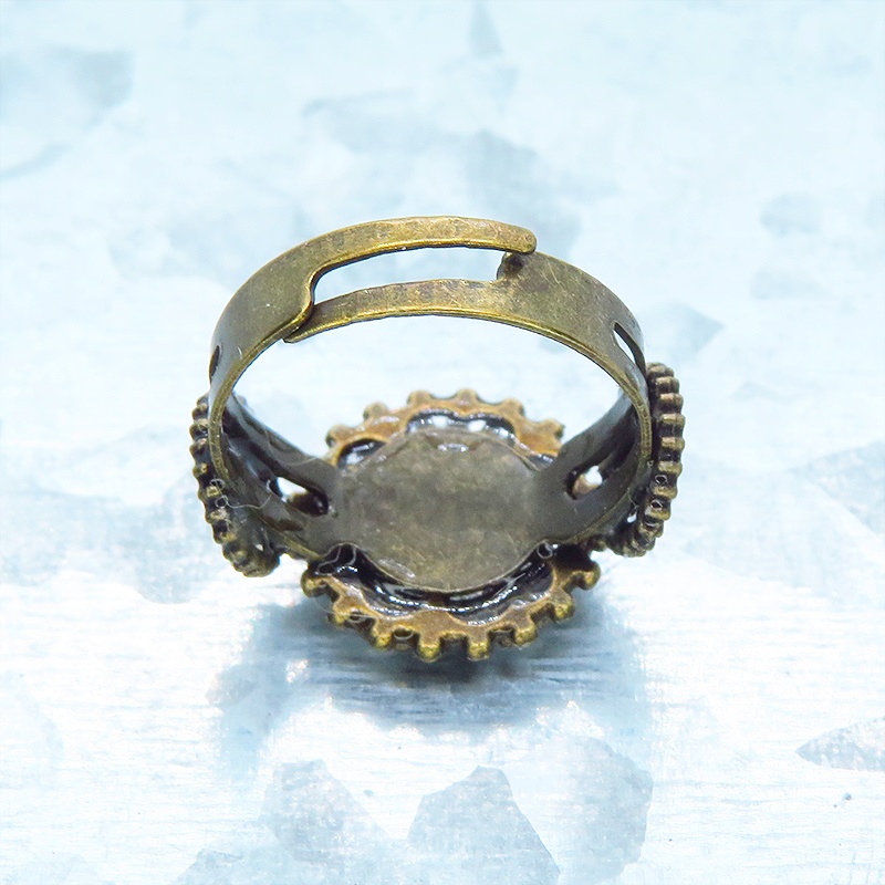アンティクゴールドリング ラインストーンを散りばめた歯車のスチームパンク風リング 指輪 フリーサイズ