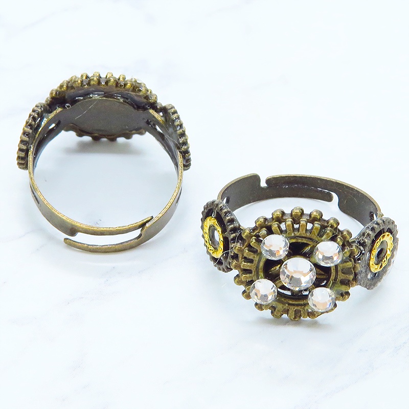アンティクゴールドリング ラインストーンを散りばめた歯車のスチームパンク風リング 指輪 フリーサイズ