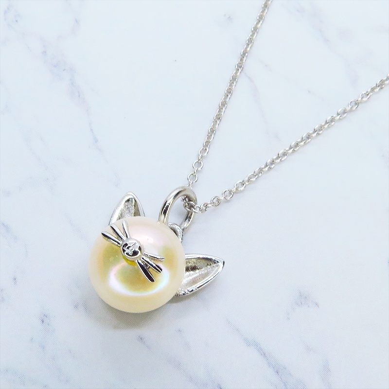 シルバー925 ひげつき猫耳パールのペンダント型ネックレス 淡水パール(コーラルピンク)アジャスター可