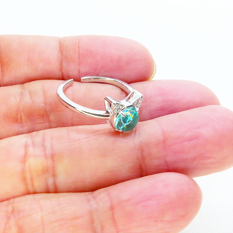 猫耳モチーフの大人可愛いリング シルバー925PLD エメラルドカラージルコン フリーサイズ 調整可能