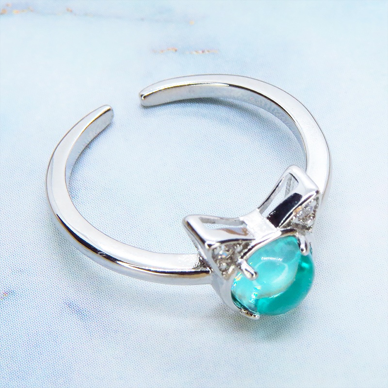 猫耳モチーフの大人可愛いリング シルバー925PLD エメラルドカラージルコン フリーサイズ 調整可能