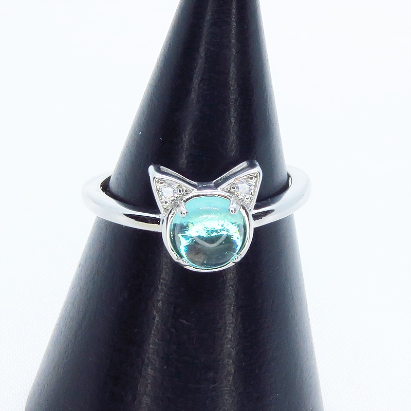 猫耳モチーフの大人可愛いリング シルバー925PLD エメラルドカラージルコン フリーサイズ 調整可能