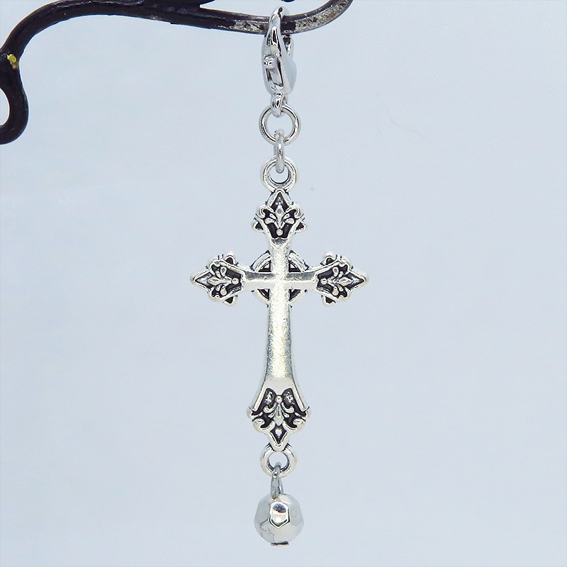 マスク・スマホチャーム アンティークシルバー ゴシック調デザインのクロス(十字架)とメタルビーズチャーム 金具変更可