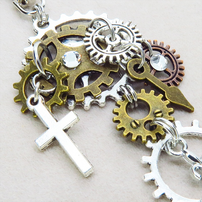 アンティークシルバー 歯車とロザリオを組合せたスチームパンク風キーホルダー バッグチャーム ラインストーン 金具変更可