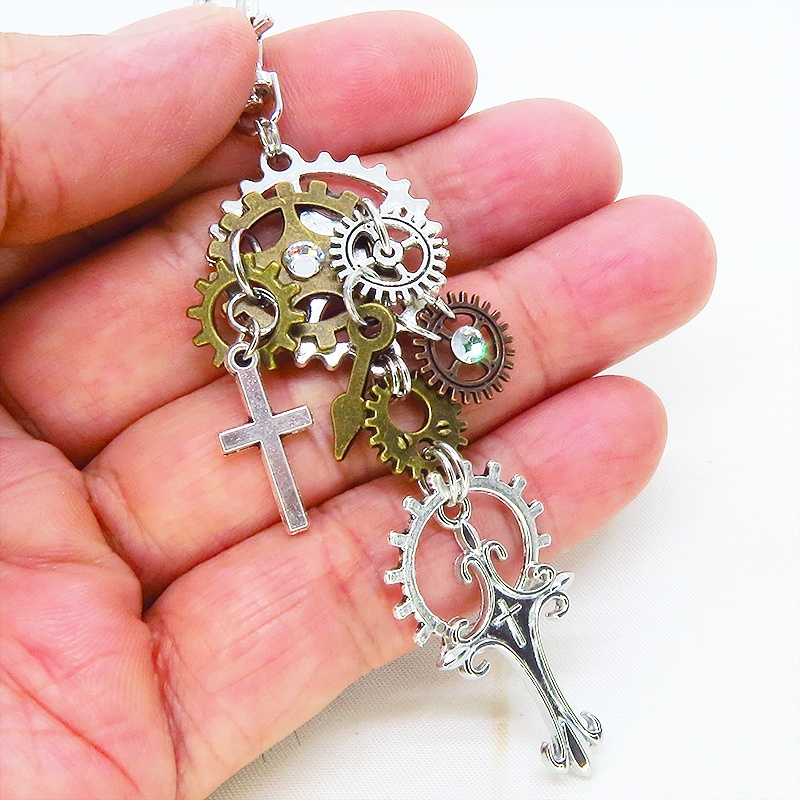 アンティークシルバー 歯車とロザリオを組合せたスチームパンク風キーホルダー バッグチャーム ラインストーン 金具変更可