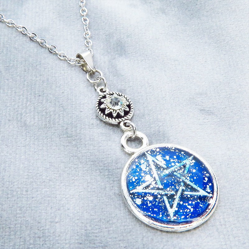 アンティークシルバー ブルーレジンペンタグラム ペンダントネックレス レジン ラインストーン 長さ調整可