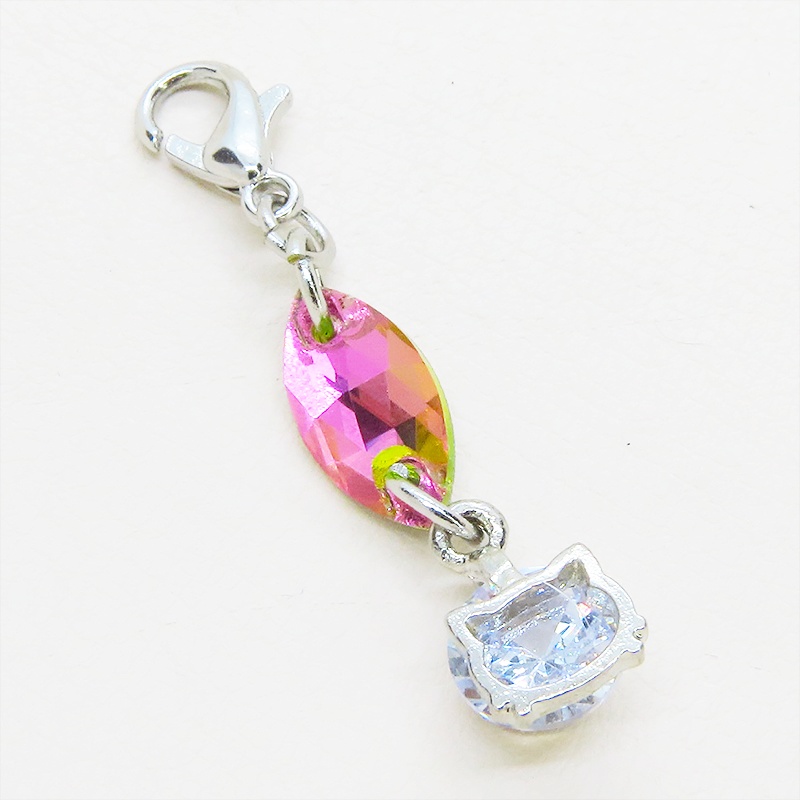 マスク・スマホチャーム シルバーカラー 猫フェイスクリスタルにスワロフスキー(ローズ)をプラスしたチャーム 金具変更可