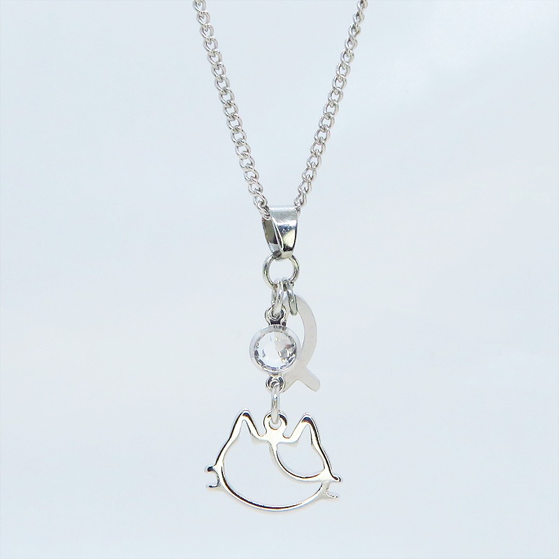 シルバーカラー 三毛猫フェイスとラインストーンを組合せたコンパクトなネックレス 長さ調整可 ステンレス可