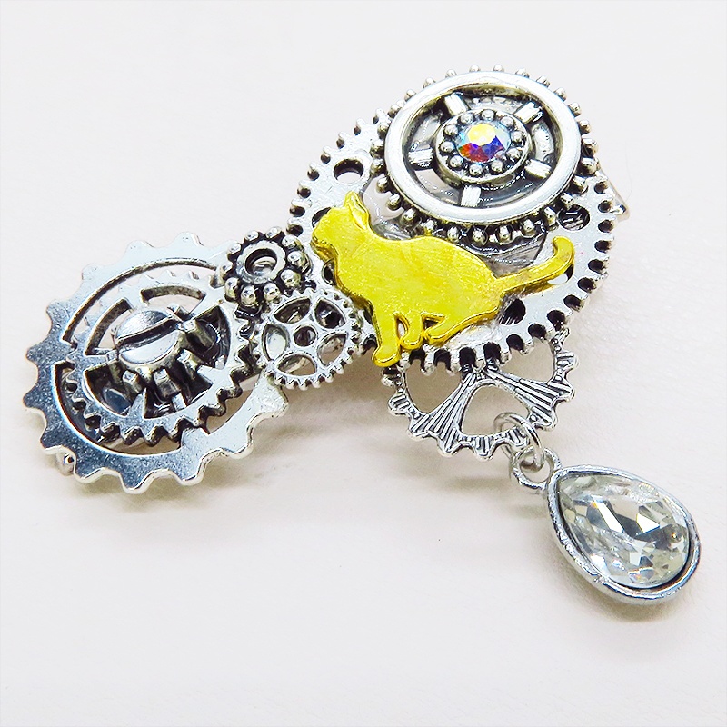 アンティークシルバー ゴールドカラーの猫と歯車を組合せたスチームパンク風ヘアクリップ 髪飾り レジン ラインストーン