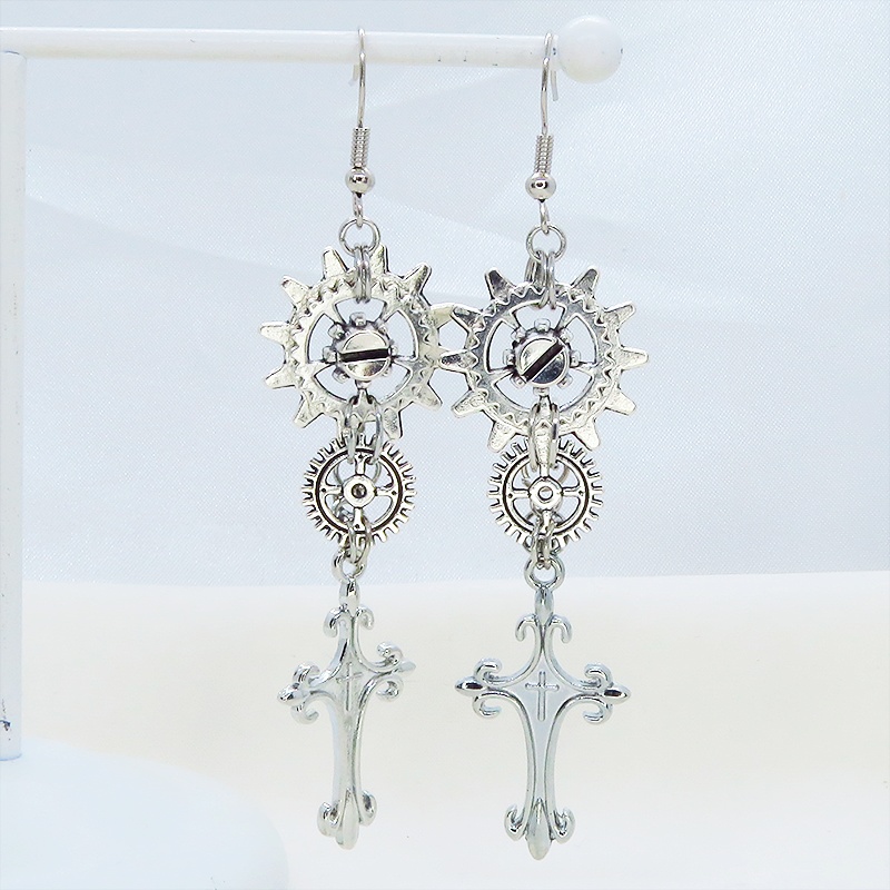 アンティークシルバー ロザリオと歯車を組合せたスリムなスチームパンク風ピアス サージカル可