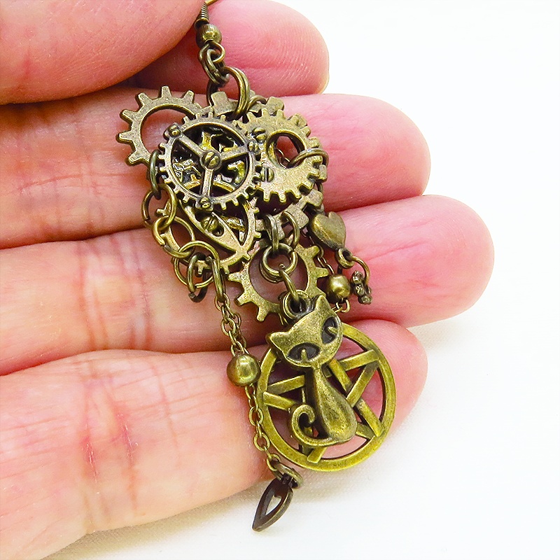 アンティークゴールド 猫と歯車と鍵の本格的多層多重アシンメトリーなスチームパンクチェーンピアス