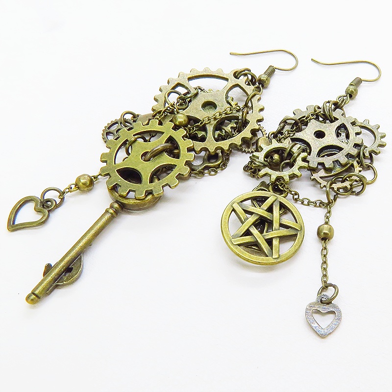アンティークゴールド 猫と歯車と鍵の本格的多層多重アシンメトリーなスチームパンクチェーンピアス