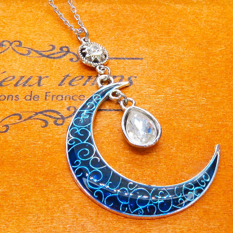 アンティークシルバー ブルームーン マリンブルーの三日月にティアドロップチャームのネックレス ラインストーン