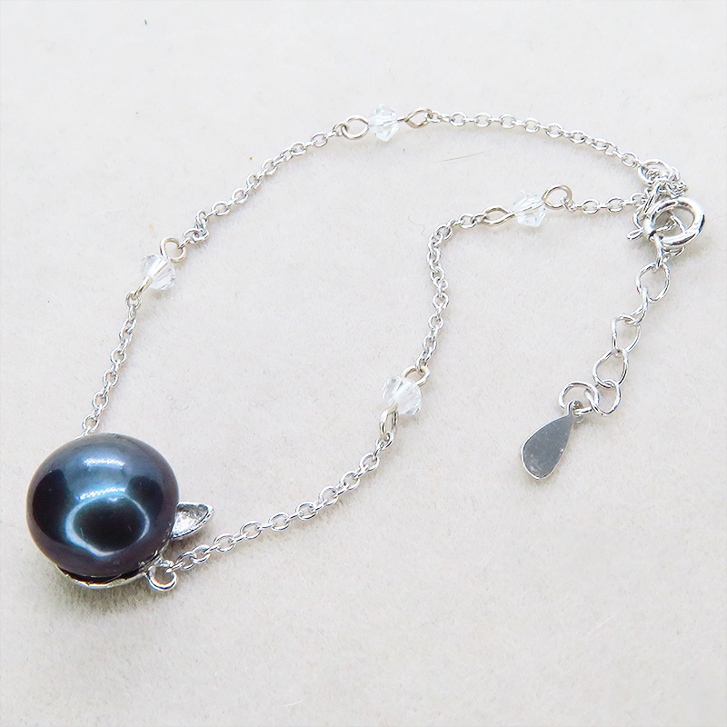 シルバー925 猫耳パールブレスレット 淡水パール(ブラック:ディープ・ブルー)とスワロフスキーのブレスレット