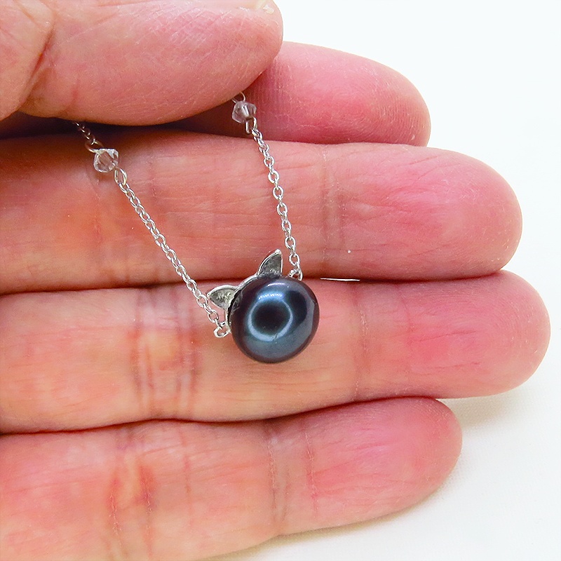 シルバー925 猫耳パールブレスレット 淡水パール(ブラック:ディープ・ブルー)とスワロフスキーのブレスレット