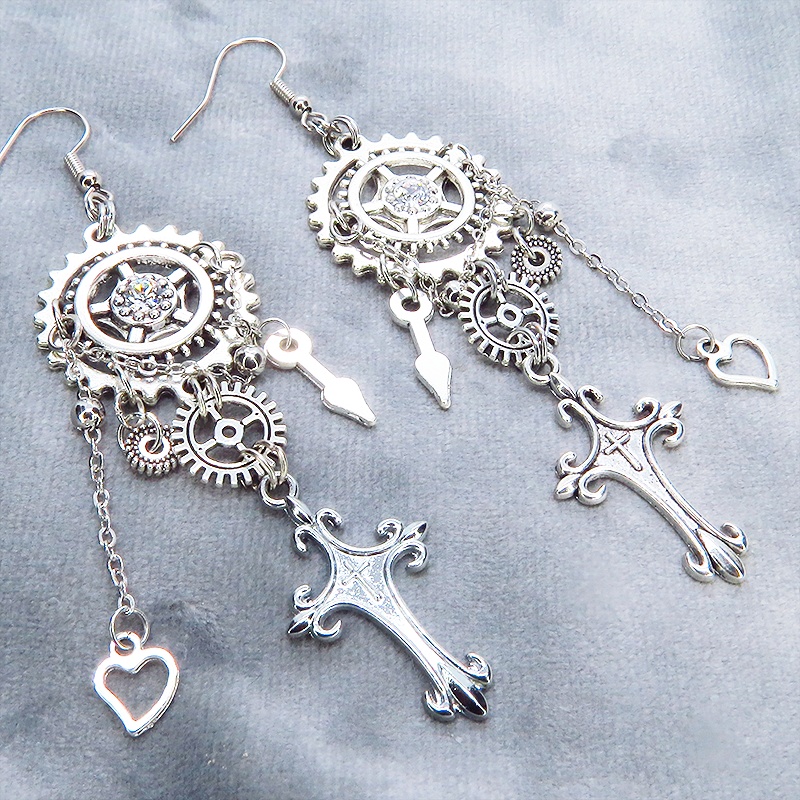 アンティークシルバー ロザリオと歯車の本格的スチームパンクピアス スワロフスキー・クリスタル チェーン サージカル可