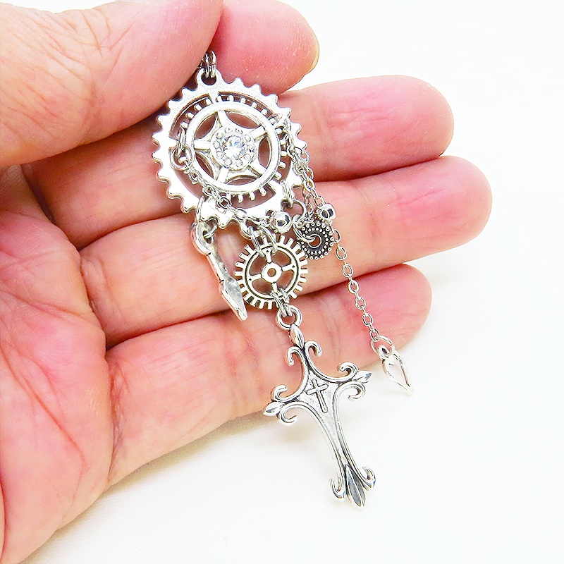 アンティークシルバー ロザリオと歯車の本格的スチームパンクピアス スワロフスキー・クリスタル チェーン サージカル可