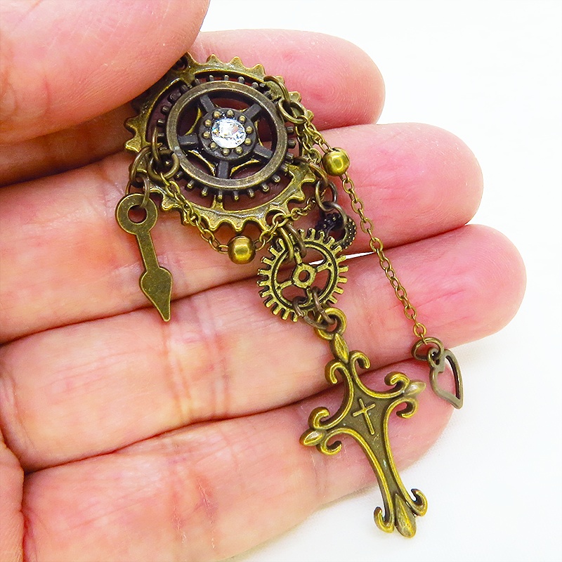 アンティークゴールド ロザリオと歯車の本格的スチームパンクピアス スワロフスキー・クリスタル チェーン