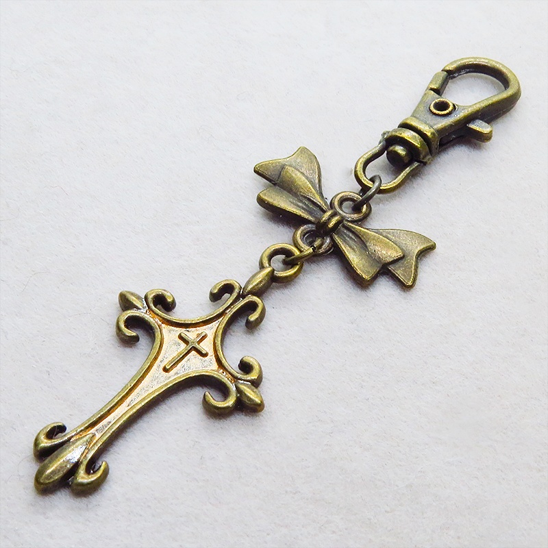 アンティークゴールド ゴシック調ロザリオとリボンのスリムなキーホルダー 金具変更可