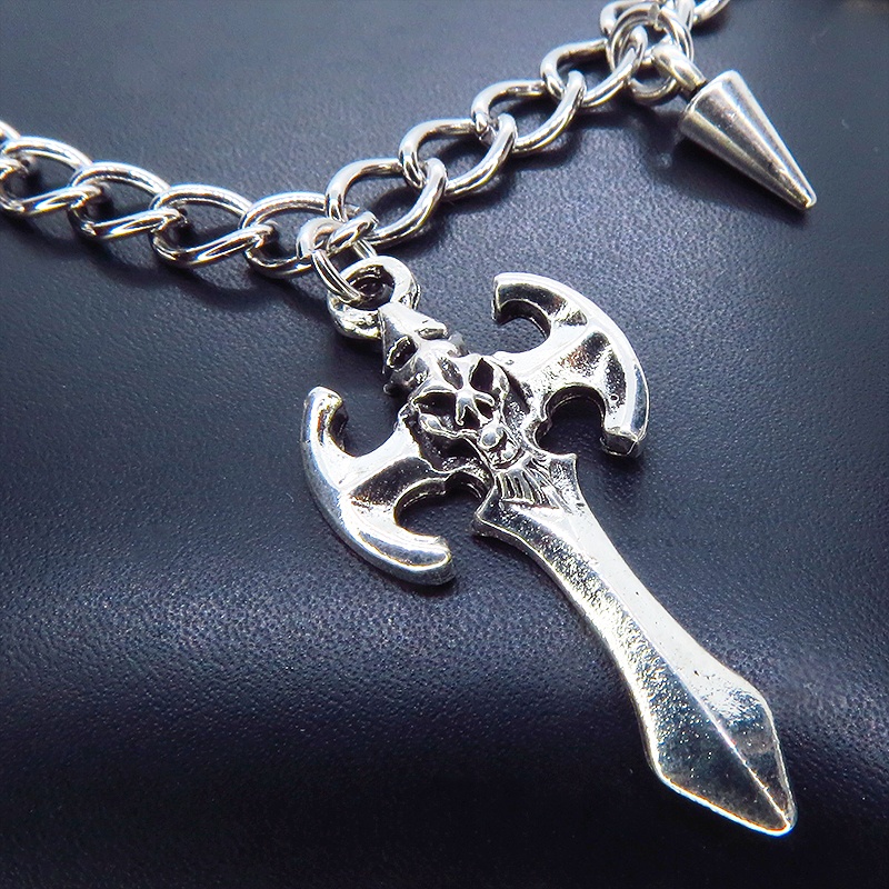 シルバーカラー ゴシック調ソード(剣)チャームのブレスレット スパイク付 パンク ロック