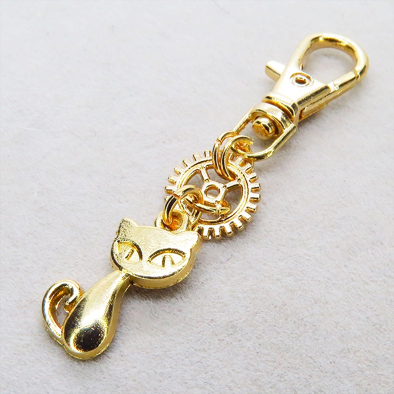 マットゴールド 猫と歯車のシンプルで可愛いファスナーチャーム キーホルダー バッグチャーム 金具変更可