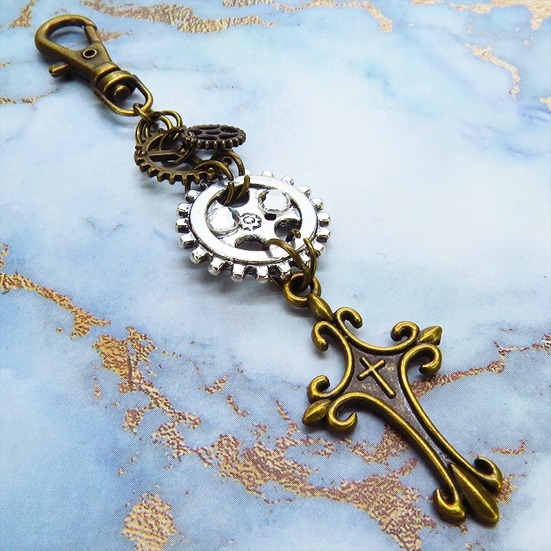 アンティークゴールド ロザリオと複数の歯車を組合せたスチームパンク風キーホルダー 金具変更可