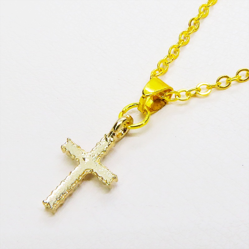 ゴールドカラー ラインストーンを敷き詰めたロザリオのコンパクトなペンダントネックレス 長さ調整可