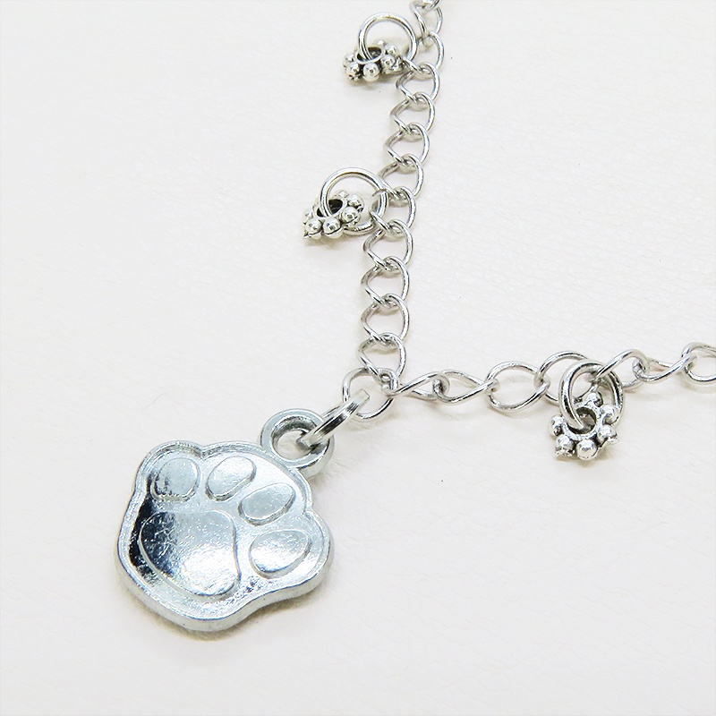 アンティークシルバー 肉球モチーフのシンプルな大人可愛いブレスレット 猫 犬
