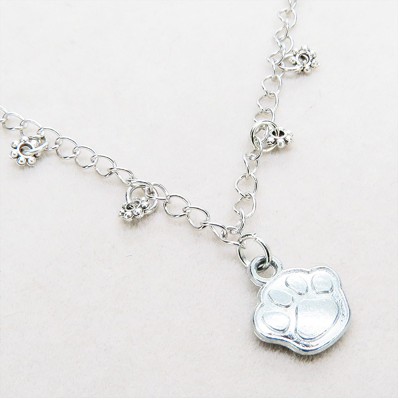 アンティークシルバー 肉球モチーフのシンプルな大人可愛いブレスレット 猫 犬