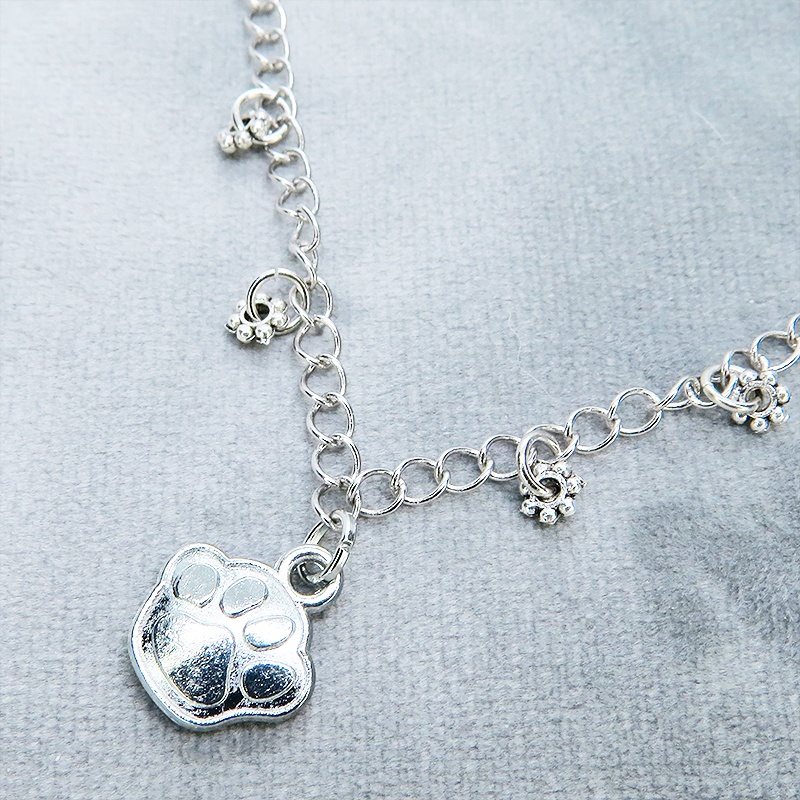 アンティークシルバー 肉球モチーフのシンプルな大人可愛いブレスレット 猫 犬