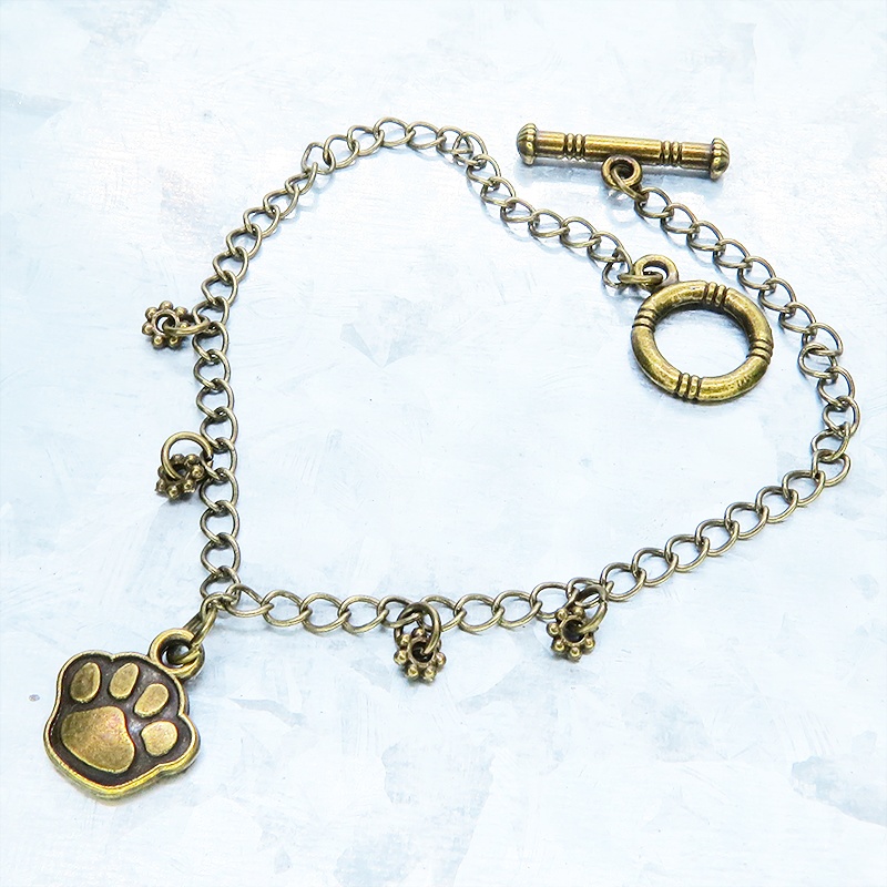 アンティークゴールド 肉球モチーフのシンプルな大人可愛いブレスレット 猫 犬