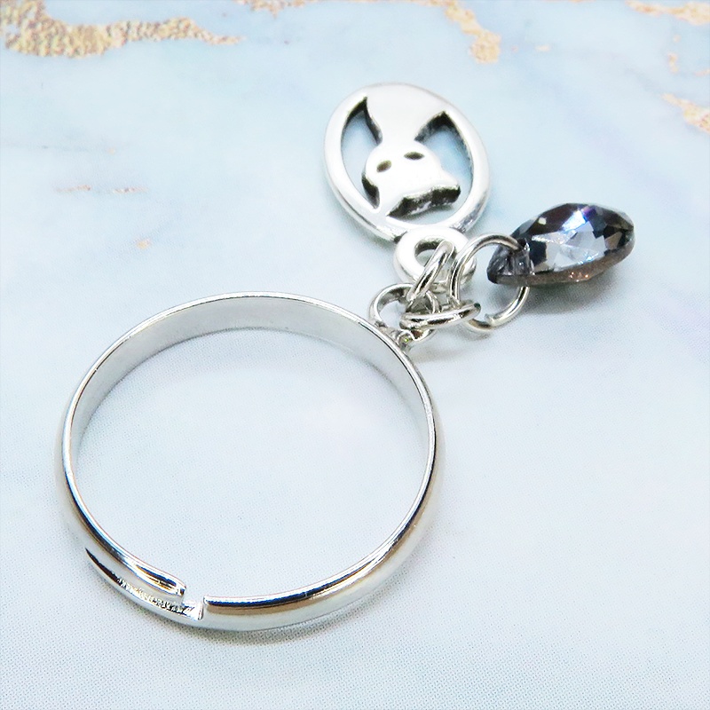 シルバーカラー 猫とスワロフスキーの大人可愛いリング ブラックダイヤモンド フリーサイズ