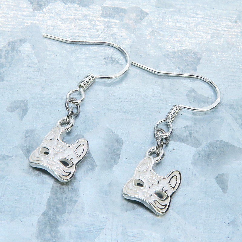 【再販】シルバー925 猫フェイスモチーフのコンパクトな大人可愛いピアス