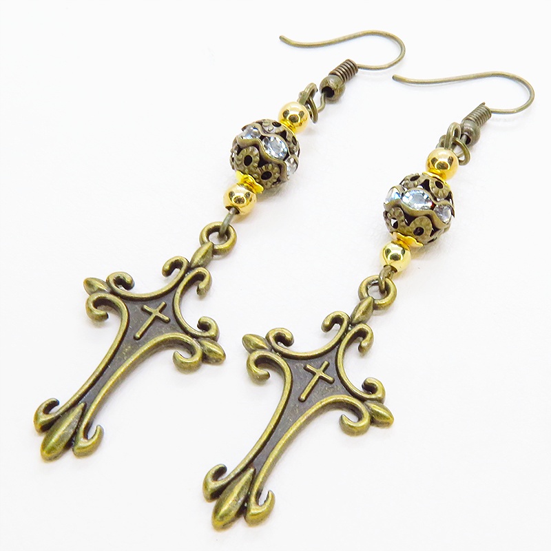 アンティークゴールド ゴシック調デザインロザリオとラインストーン入りアンティークメタルビーズのピアス