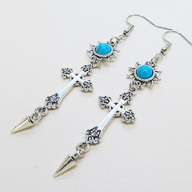 アンティークシルバー ゴシック調ロザリオとターコイズのひまわりをつなげたデザインピアス サージカル可