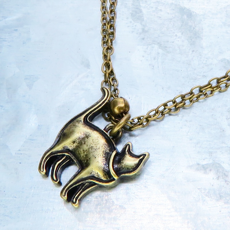 アンティークゴールド 歩き猫のダブルチェーンブレスレット ビーズ付チェーン アジャスター付