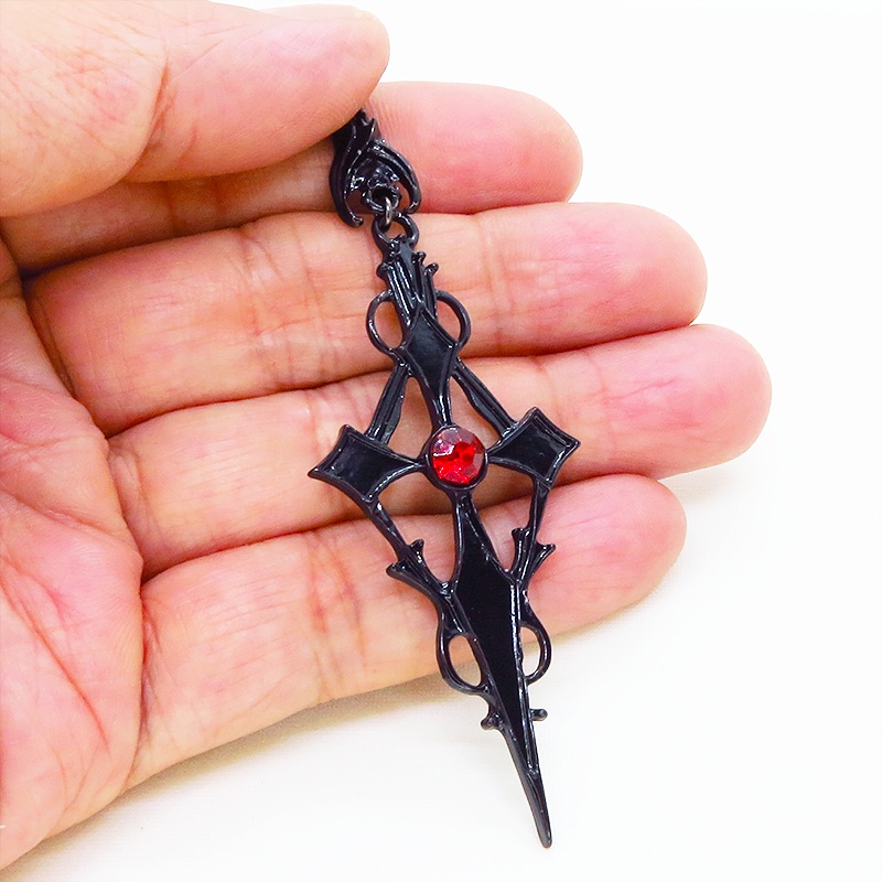 ゴシック調ブラックロザリオピアス レッドアイ バット コウモリ ロック パンク