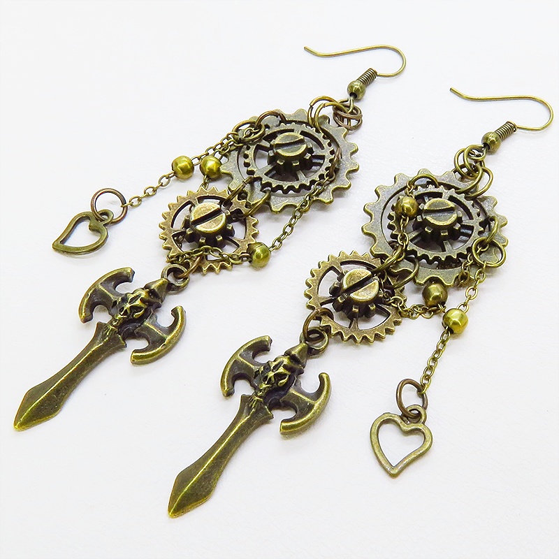 アンティークゴールド ゴシック調ソードと歯車を組合せたスチームパンク風チェーンピアス