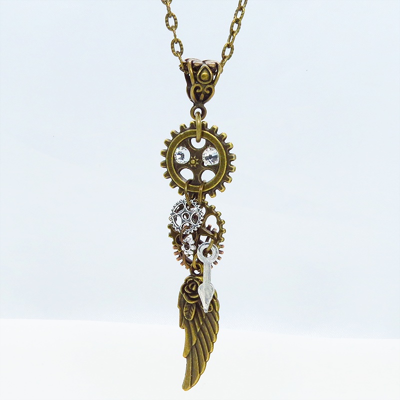 アンティークゴールド 翼と歯車を組合せたスチームパンク風のスリムなネックレス 長さ調整可