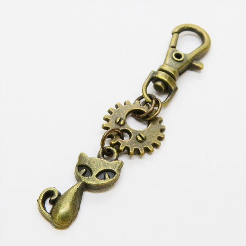 アンティークゴールド 猫と歯車・ギアを組合せたコンパクトなキーホルダー 金具交換可
