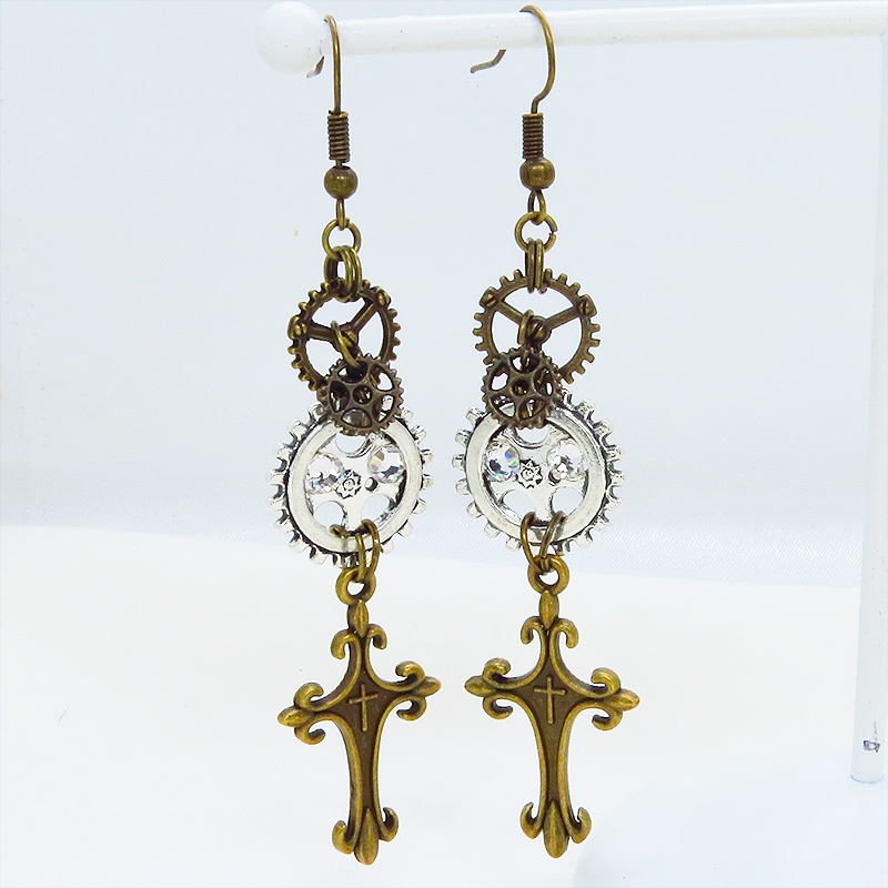 アンティークゴールド ロザリオと歯車を組合せたスリムなスチームパンクピアス アンティークシルバー