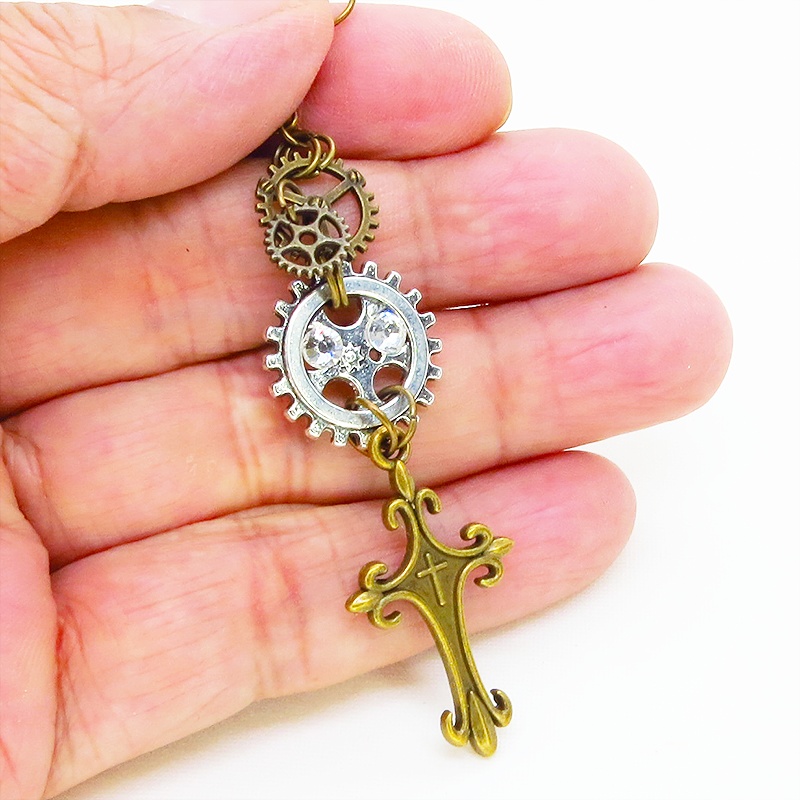 アンティークゴールド ロザリオと歯車を組合せたスリムなスチームパンクピアス アンティークシルバー