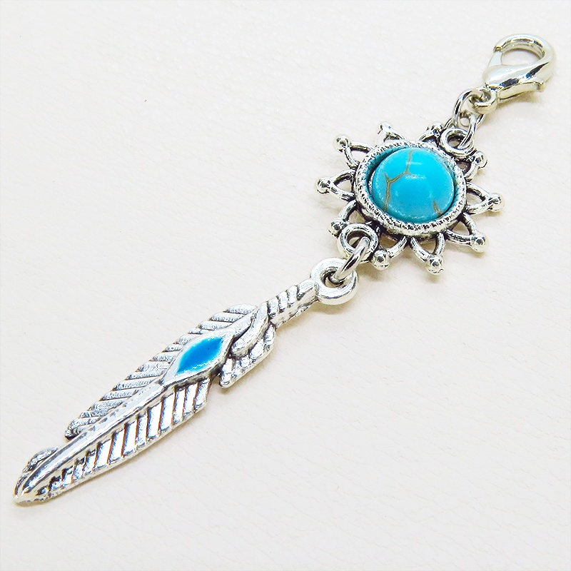 マスク・スマホチャーム アンティークシルバー フェザーとひまわりのチャーム ターコイズ 金具変更可