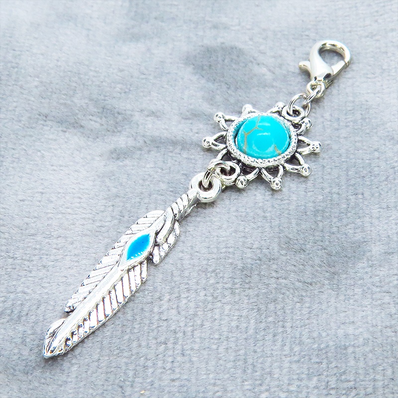 マスク・スマホチャーム アンティークシルバー フェザーとひまわりのチャーム ターコイズ 金具変更可