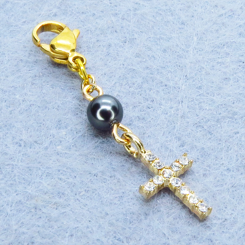 マスク・スマホチャーム ゴールドカラー ラインストーンが輝くロザリオとスワロフスキーパール(ガンメタル)のチャーム 金具変更可