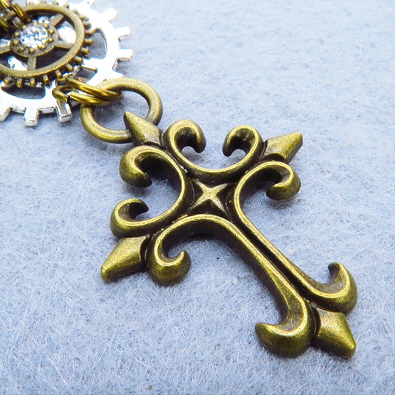 アンティークゴールド ゴシック調ロザリオと歯車を組合せた重厚スチームパンクネックレス 長さ調整可