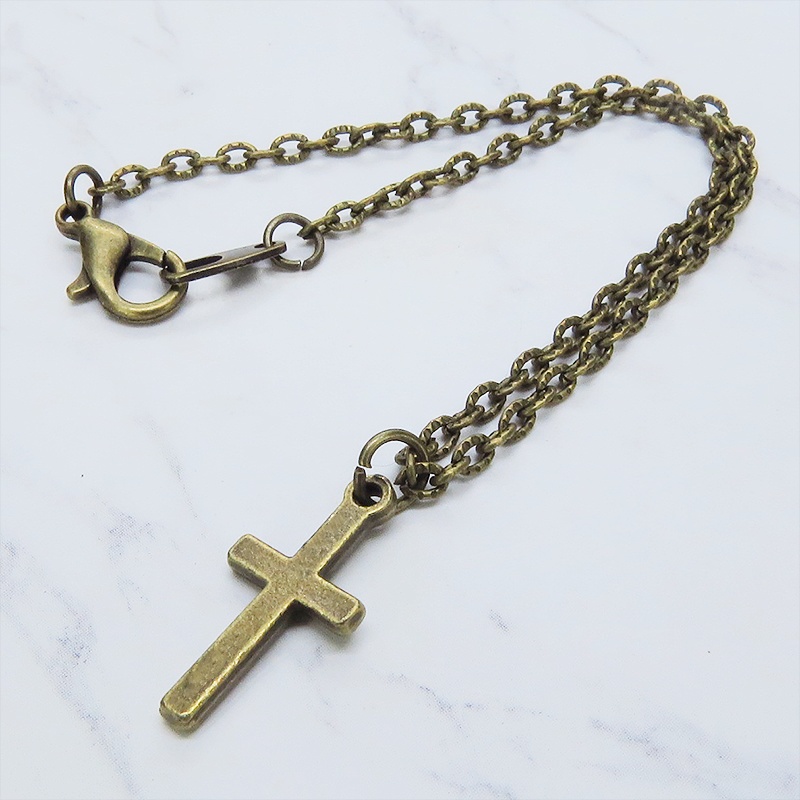 アンティークゴールド ロザリオチャームと模様入りチェーンのシンプルなブレスレット アジャスター追加可